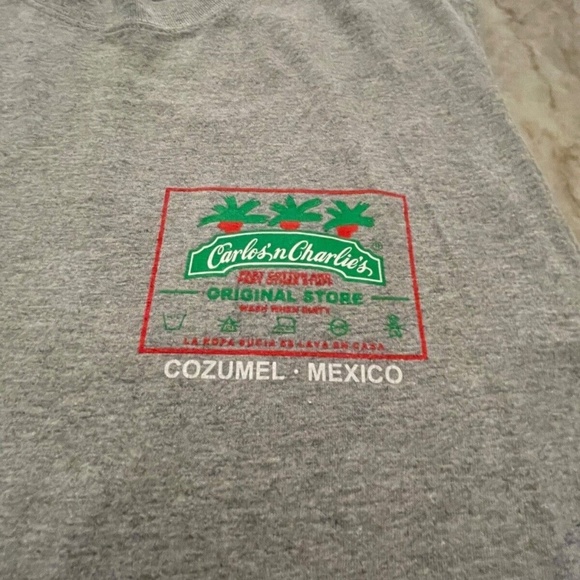 Vintage Carlos' n Charlie's Original Store Cozumel, Mexico Men's Tank Top Size L - Picture 3 of 5